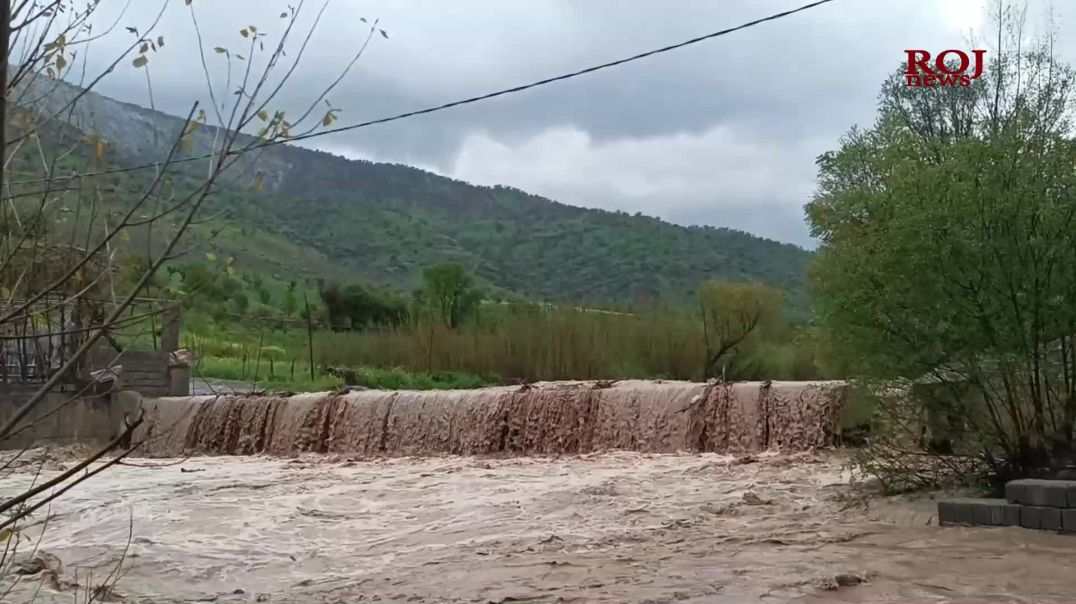 بەهۆى دروستبوونى لافاو ڕێگاى بەشێک لە ناوچەکانى سنوورى باڵەکایەتی داخران