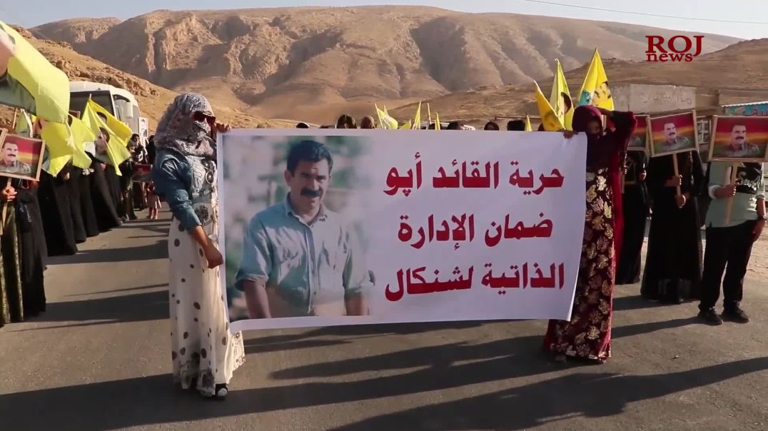 Jinên Ereb ji bo azadiya Rêber Ocalan û xweseriya Şengalê meşiyan