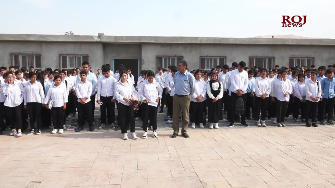 Xwendevan û mamostayên Mexmûrê tecrîda li ser Rêber Ocalan şermezar kirin