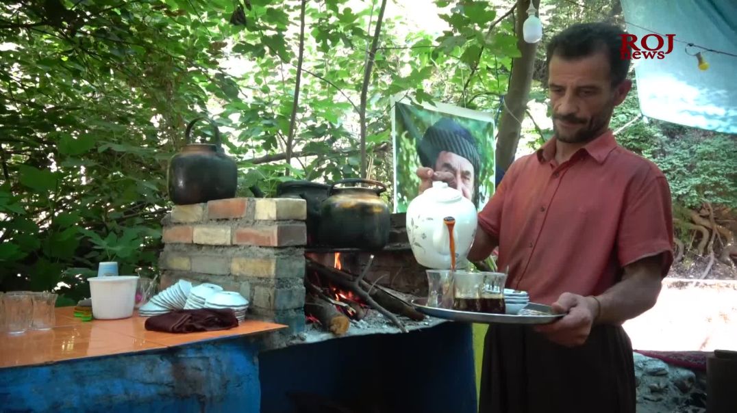 لە چایخانەی عوسمان هەورامی سنوورە دەستکردەکانی باشوور و ڕۆژهەڵات تێکشکێندراون