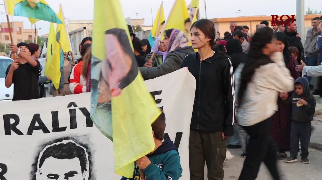 Ciwanên Komelgeha Borikê bi meşekê silav ji Îmraliyê re şandin