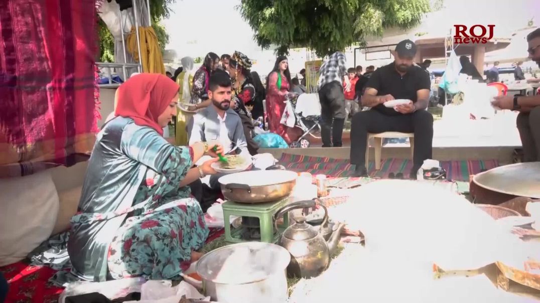 ژنان بە خواردنە كوردەوارییەكان فیستیڤاڵی هەناریی هەڵەبجەیان ڕازاندووەتەوە