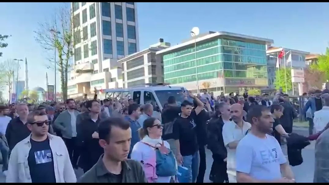 تەرمی سری سوورەیا ئۆندەر بۆ دوا مەنزڵگەی بەڕێکرا