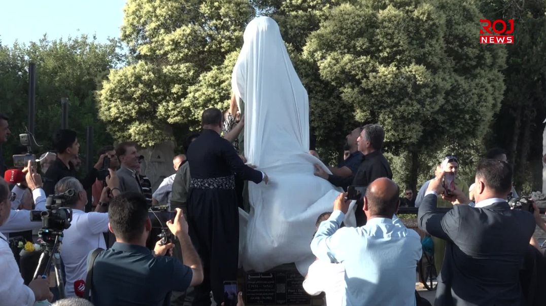 لە سلێمانی پەردە لەسەر پەیکەری قانع لادرا