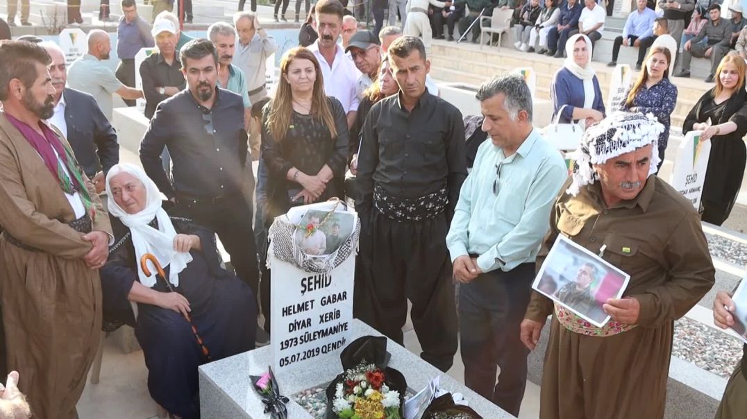 یادی شەهیدی پێشەنگ دیار غەریب لەسەر گڵکۆکەی بەرز ڕاگیرا