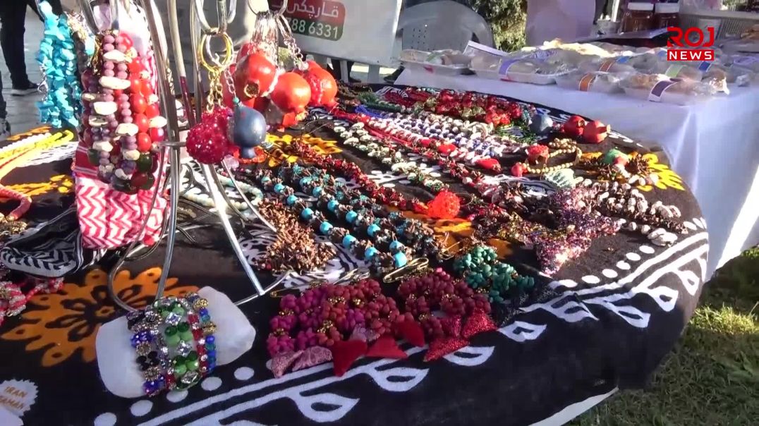 "ژنان لاواز نین و کۆمەڵگەیان لە بوارە جیاوازەكاندا بەرەو پێش بردووە"