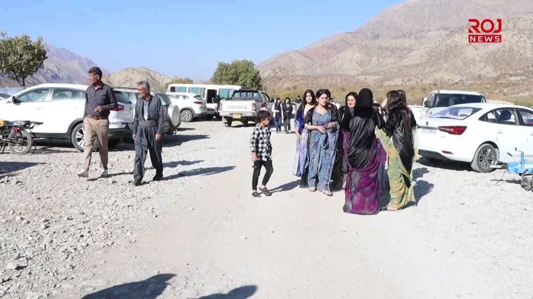 هەزاران كەس بۆ بەشداری لە ئاهەنگی بەرخودانی نەتەوەیی چونەتە بناری قەندیل