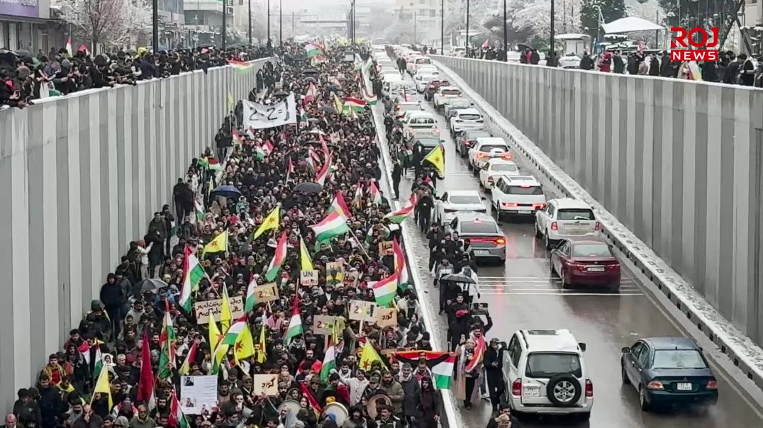 لە سلێمانی ڕێپێوانی جەماوەریی بۆ پشتیوانی لە ڕۆژئاوای کوردستان دەستی پێکرد