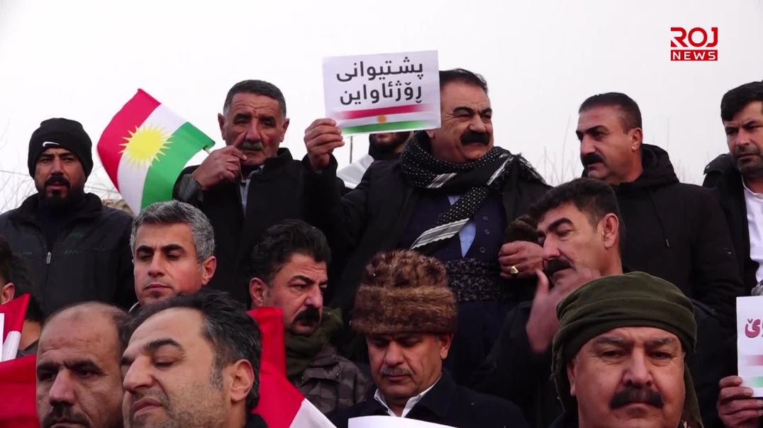 دانیشتووانی شارۆچکەی خورماڵ بۆ پشتیوانی لە ڕۆژئاوا لە شەقام بوون