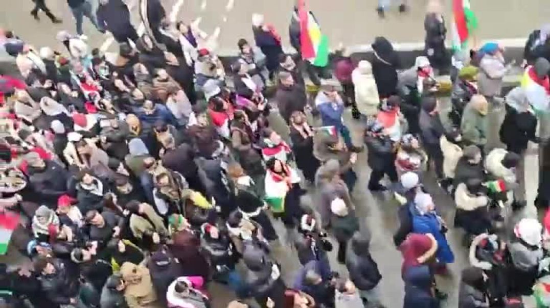 لە سلێمانی ڕێپێوانی جەماوەریی بۆ پشتیوانی لە ڕۆژئاوای کوردستان دەستی پێکرد