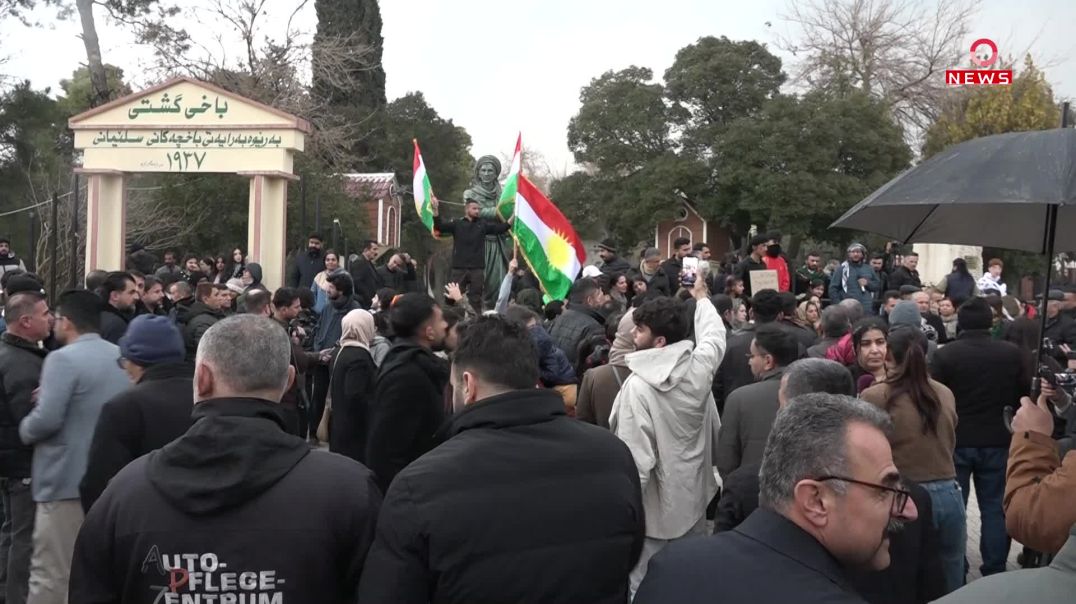 خەڵکی سلێمانی بۆ پشتیوانی لە ڕۆژئاوا ڕژانە سەر شەقامەکان