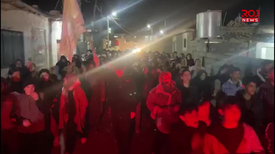 Penaberên Mexmûrê duh bi şev ji bo Rojava li ser piyan bûn