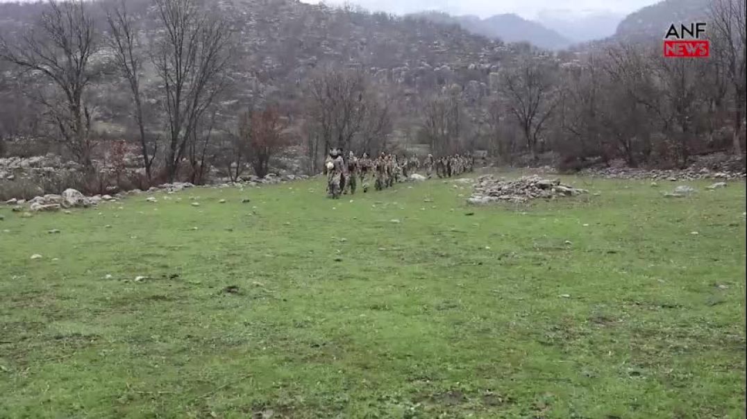 گەریلا ئازادەکان چیاکانیان پڕ کرد لە دەنگی هەلهەلەی ئازادیی