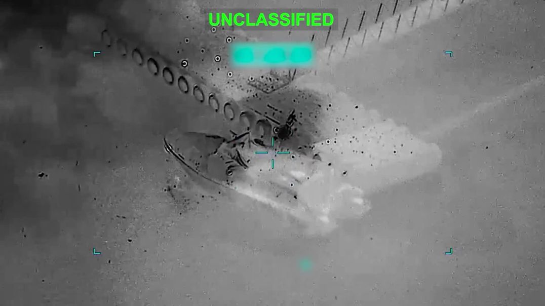 سێنتکۆم ساتی بۆردومانکردنی ژمارەیەک کەشتی و بەلەمی ئێرانی لە نزیک گەرووی هورمز بڵاوکردەوە و دەڵێت: ١