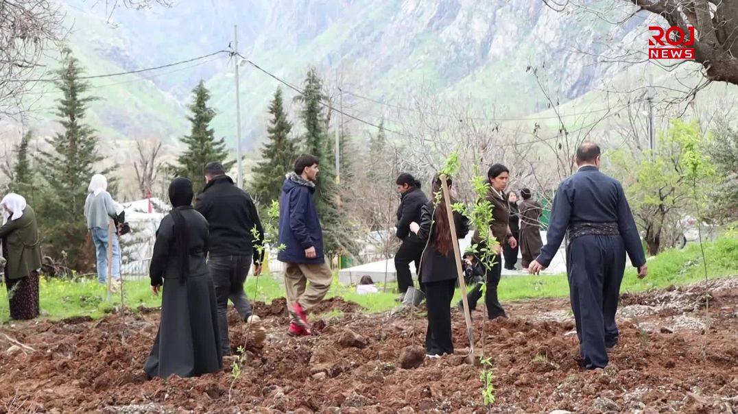 لە گۆڕستانی شەهیدانی قەندیل ٧٧ نەمام بە بۆنەی ڕۆژبوونی ڕێبەر ئاپۆ چێندران