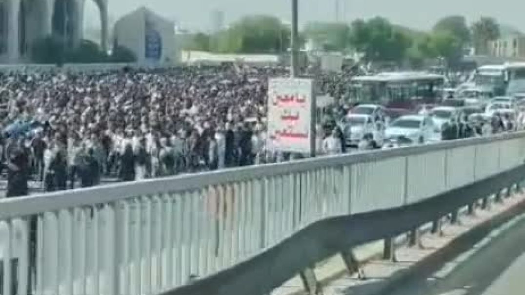 بغداد.. تظاهرات حاشدة للخريجين في العلاوي