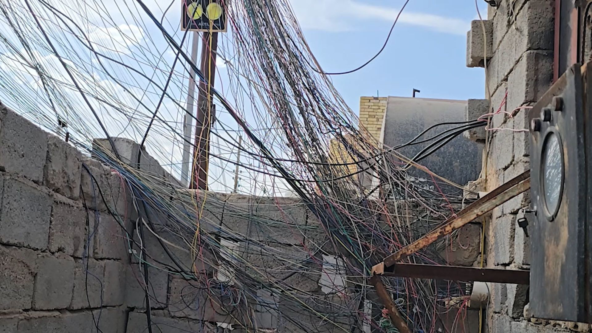 كهرباء ذي قار توضح لـ"روج نيوز" أسباب تراجع التجهيز مع اقتراب الصيف