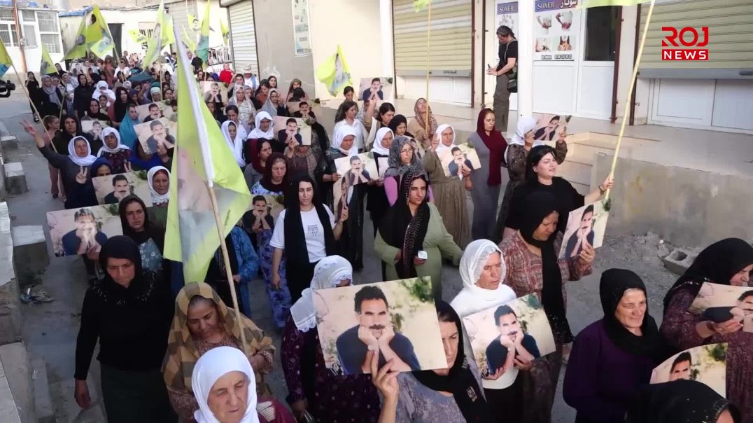 Xelkê Mexmûrê ji bo Mafê Hêviyê ya ji bo Rêber Apo meşiyan