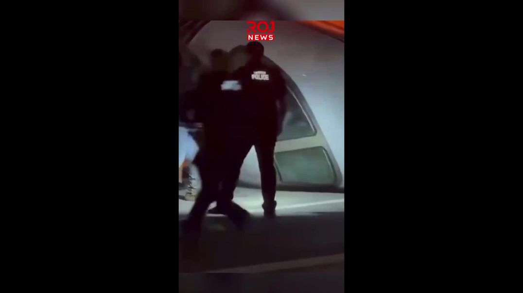 مصرع شخص إثر تحطم طائرة صغيرة واشتعالها على طريق سريع في تكساس