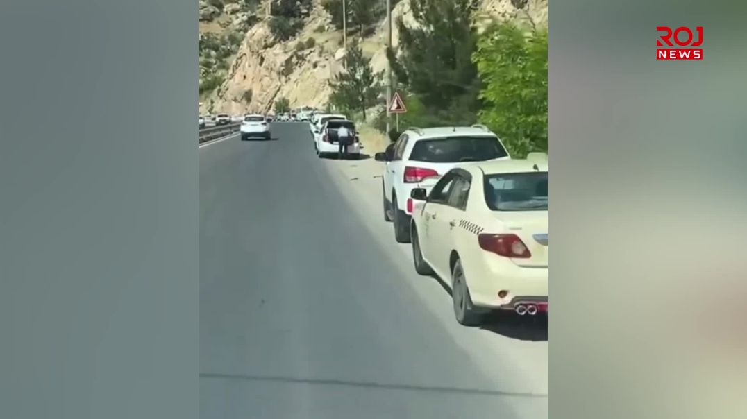 هاووڵاتییانی دهۆک بۆ دەستکەوتنی بەنزین لە سەرەی چوار کیلۆمەتریدا وەستاون