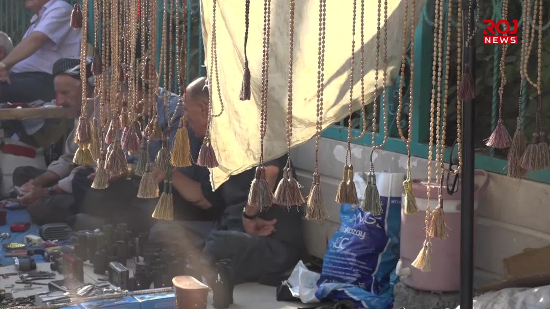"خەڵک تەنیا بۆ کات بەسەربردن دێتە بازاڕ و پارەی پێ نییە"