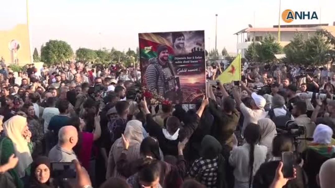 بە درووشمی “شەهید نامرن” تەرمی شەهید سیپان بەخاکسپێردرا